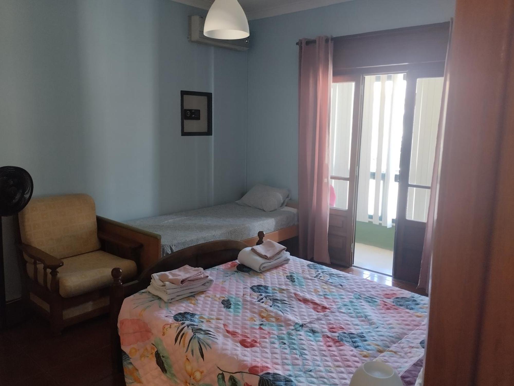 Alojamento Local, Cantinho Verde Corroios Εξωτερικό φωτογραφία